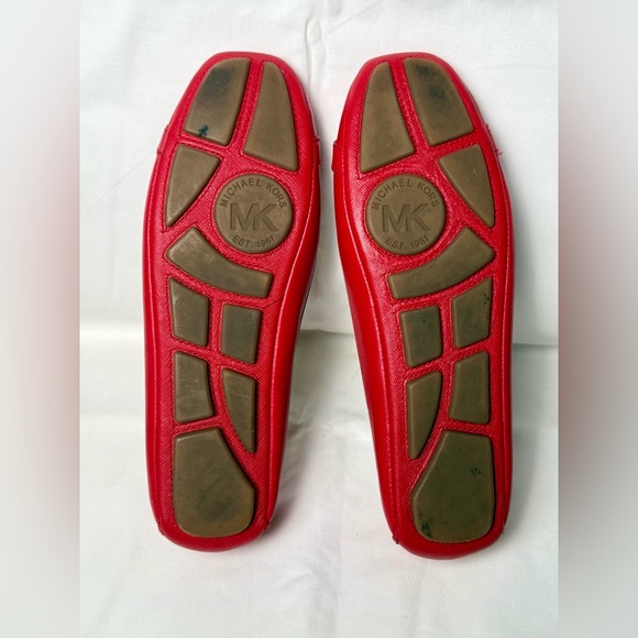 Michael Kors Fulton Red Leather Gold Logo Charm Flats Shoes Size 8M - Picture 8 of 10